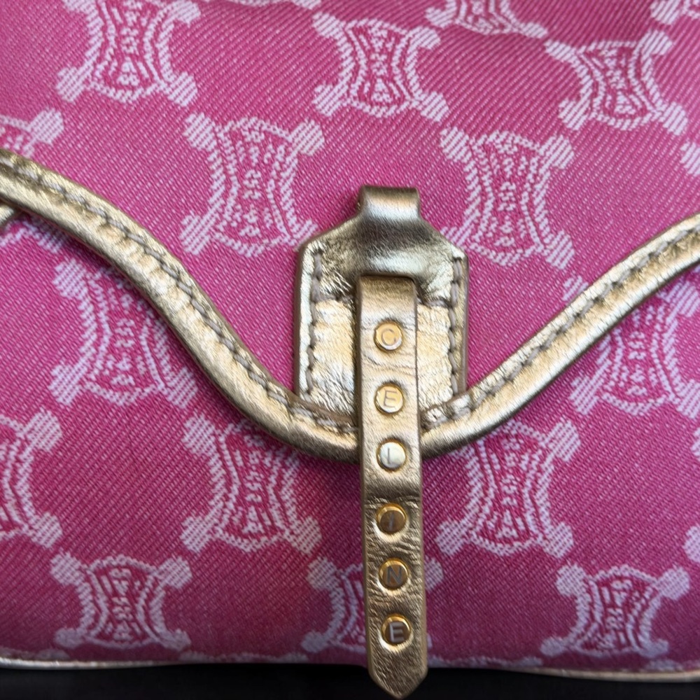 Celine Pink Triomphe Monogram Poulbot Denim Shoulder-bag w Gold Trim
EXCELLENT! - Picture 3 of 15